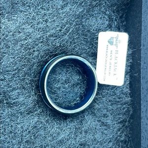 Men silver promise ring with blue/black color size 10